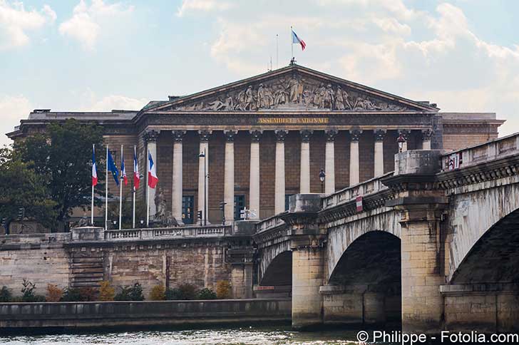 Franois Bayrou et sa dclaration de politique gnrale : un programme ambitieux en chantier