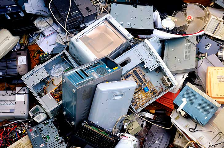L’accumulation des déchets électroniques menace l’environnement et la santé (Erik Kauf)