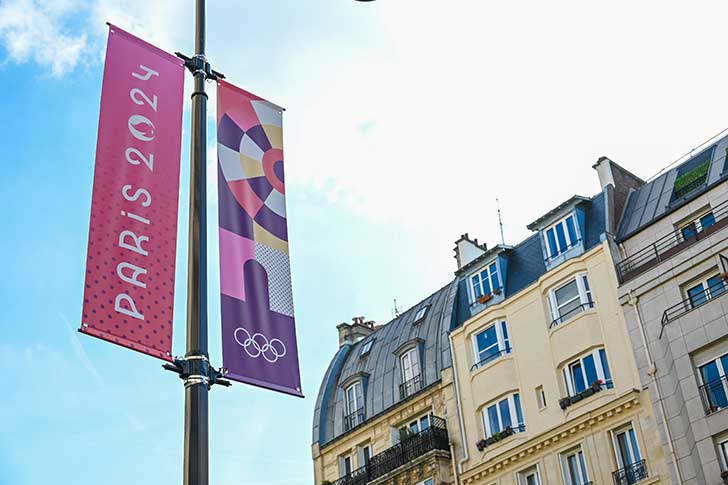 Pour mettre un point final  Paris 2024, une parade avait t organise sur les Champs-lyses pour les athltes franais