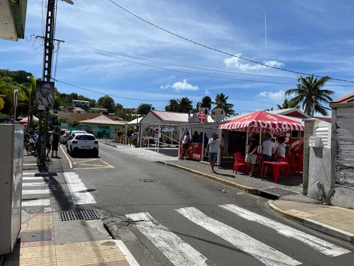 Violences urbaines en Martinique : tensions sur les prix et prolongation du couvre-feu